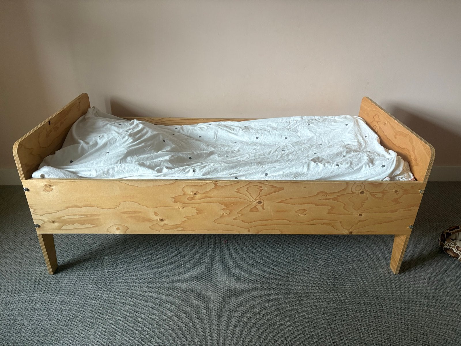 Origineel Crisis Junior Bed van Piet Hein Eek, Gebruikt, Eenpersoons, Bruin, 80 cm
