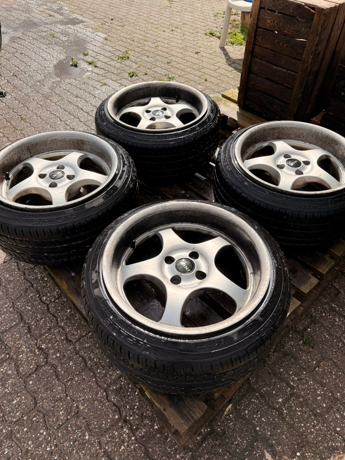 Borbet breedset 4x100 incl getrokken banden, Ophalen