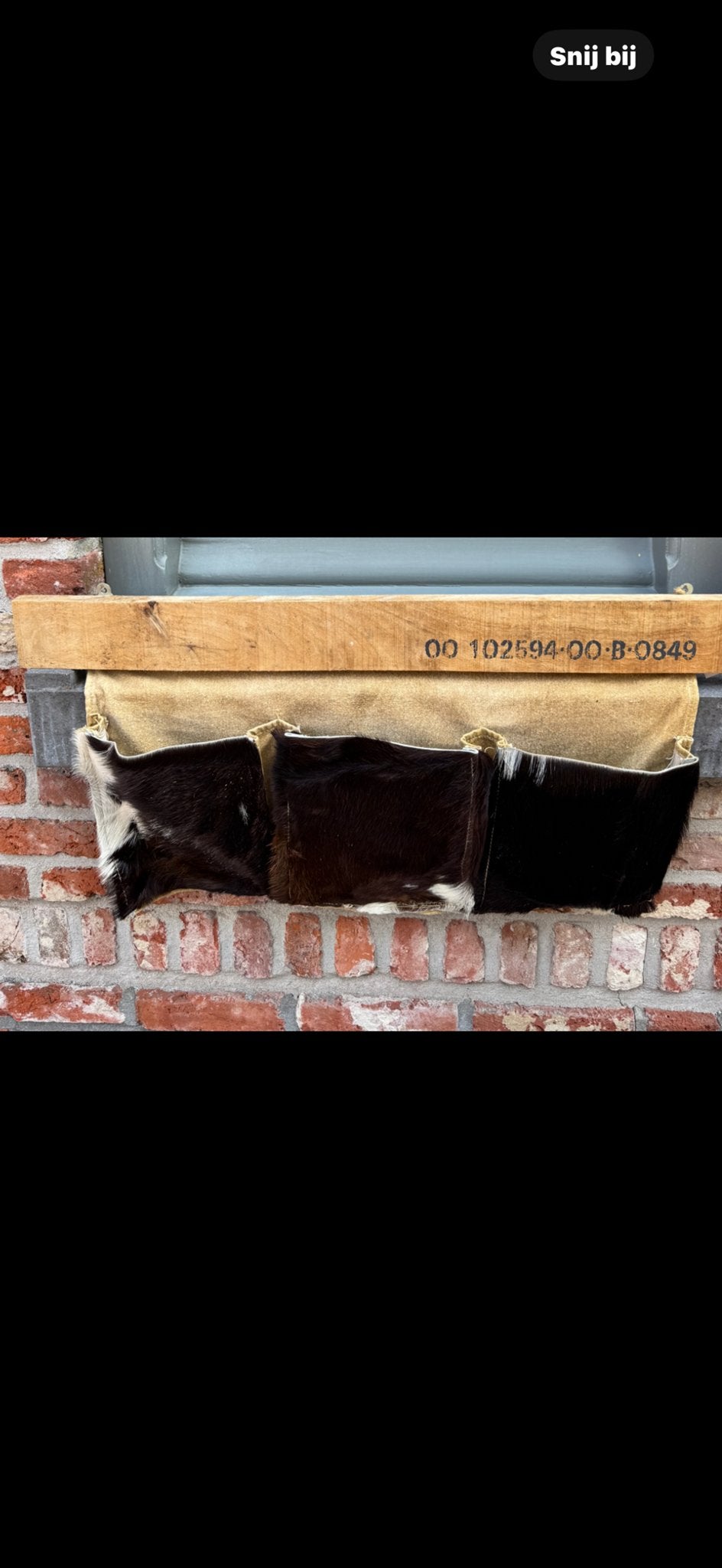 Unieke wandorganizer met koeienhuid en hout, Huis en Inrichting, Woonaccessoires | Overige, Hout, Gebruikt, Ophalen of Verzenden