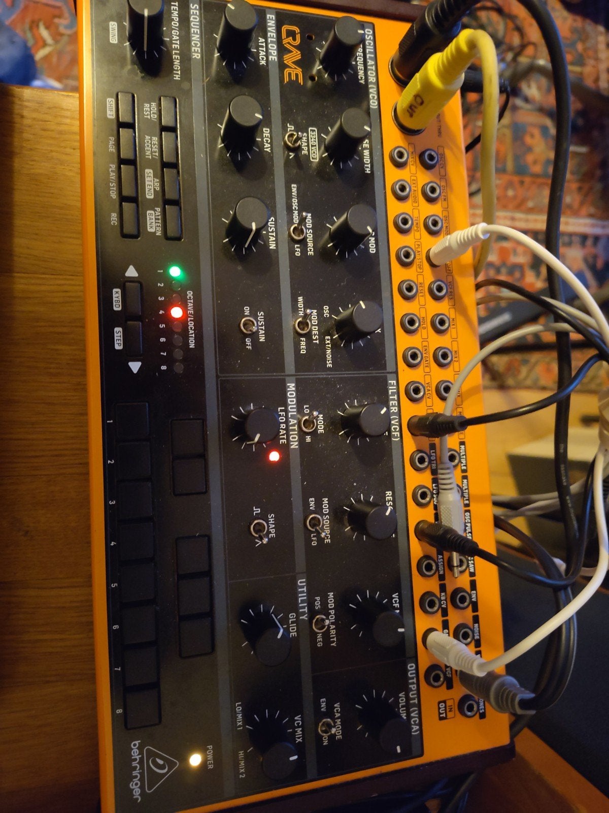 behringer crave, Muziek en Instrumenten, Synthesizers, Ophalen of Verzenden, Zo goed als nieuw, Overige aantallen, Overige merken