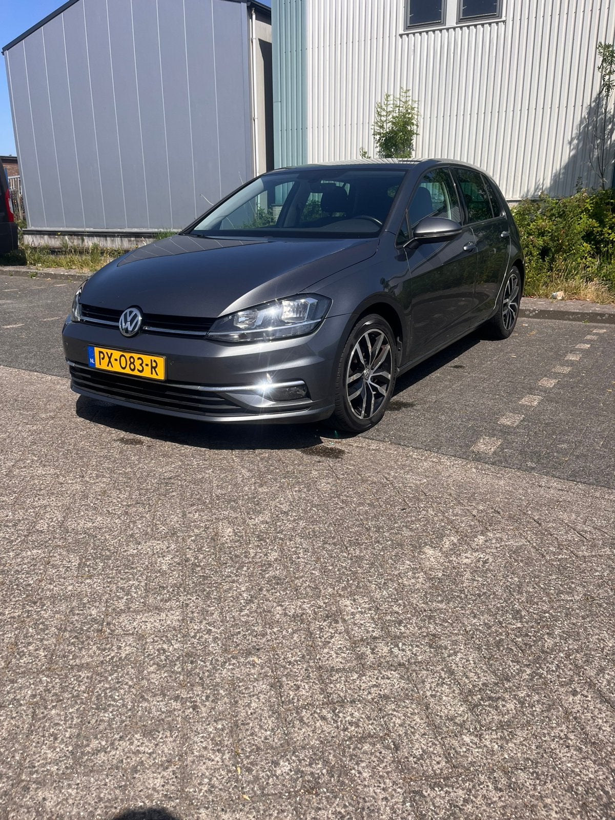VW Golf 1.0 TSI 110pk 5D 2017 Vol Opties ACC Massage, Voorwielaandrijving, Adaptive Cruise Control, Origineel Nederlands, Handgeschakeld
