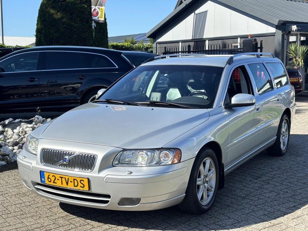 Volvo V70 2.4 Edition Sport Automaat 2007 NL Auto Onderhouds, Auto's, Automaat, Automatische klimaatregeling, 1498 kg, 2435 cc