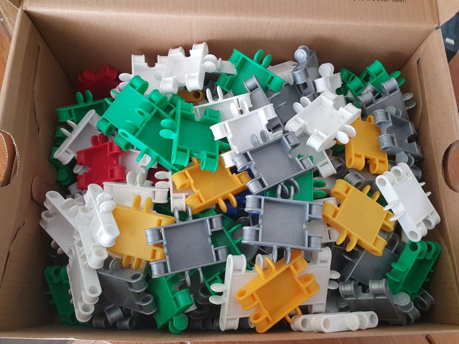 200 stuks Clics, Ophalen, Gebruikt, Overige merken