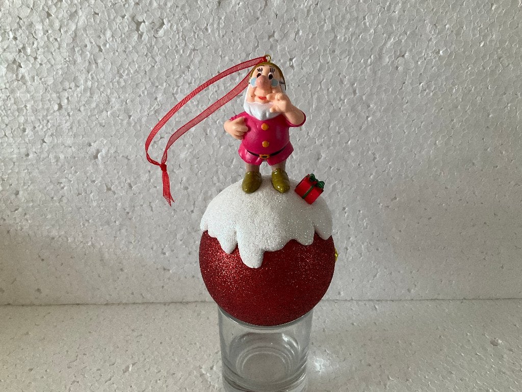 Disney Sneeuwwitje - kerstbal - ornament : Doc op kerstbal, Ophalen of Verzenden, Sneeuwwitje of Doornroosje, Zo goed als nieuw