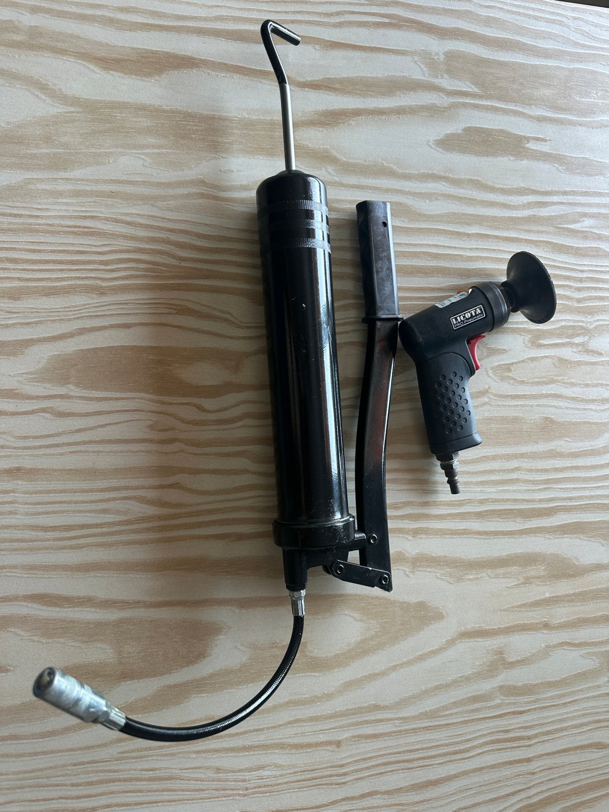Licota Pneumatische Polijstmachine + Pressol Vetspuit, Ophalen, Gebruikt