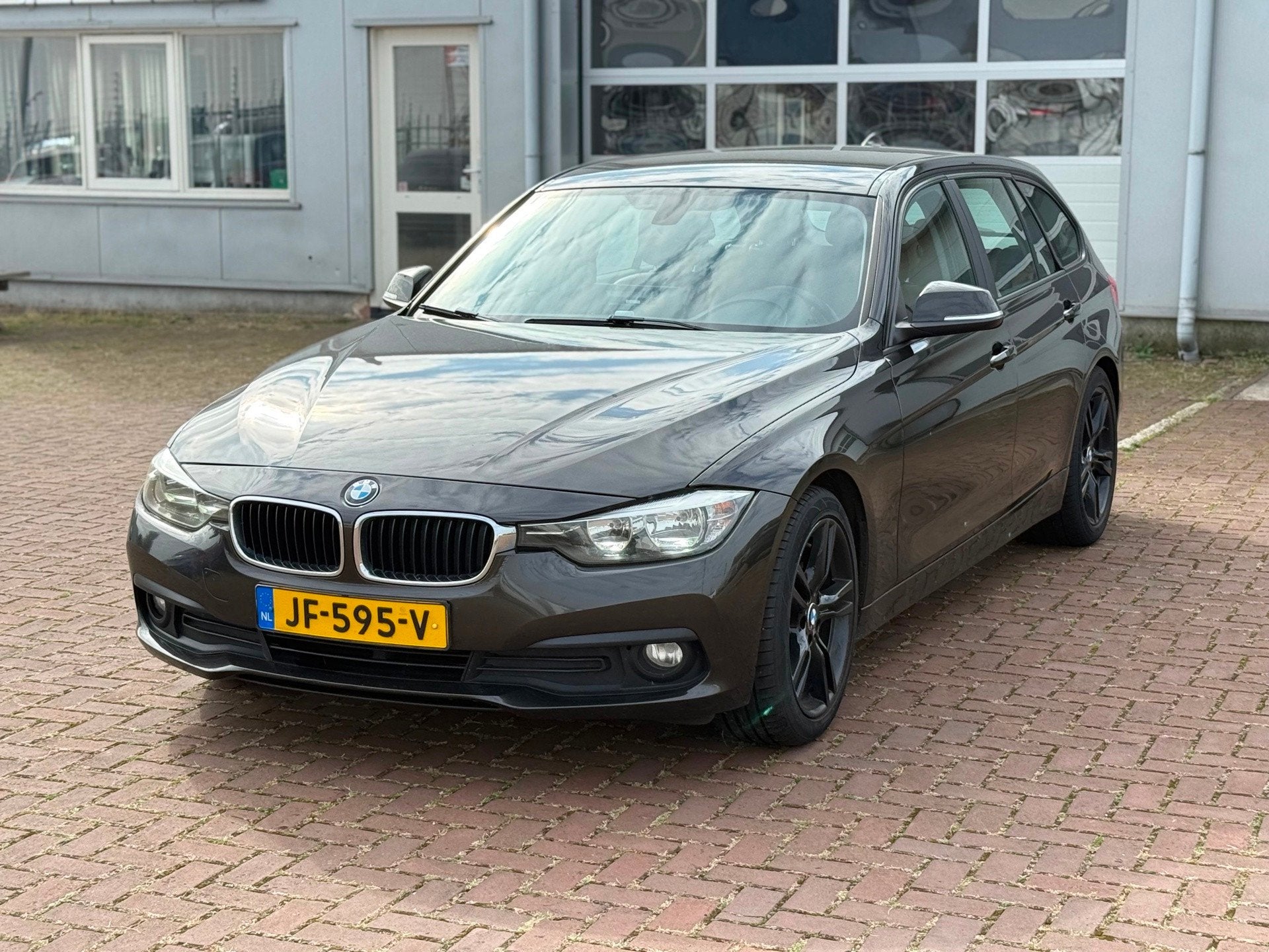 BMW 3-serie Touring 320d EDE Corporate Lease Essential Expor, Auto's, Automaat, 745 kg, Achterwielaandrijving, Euro 6