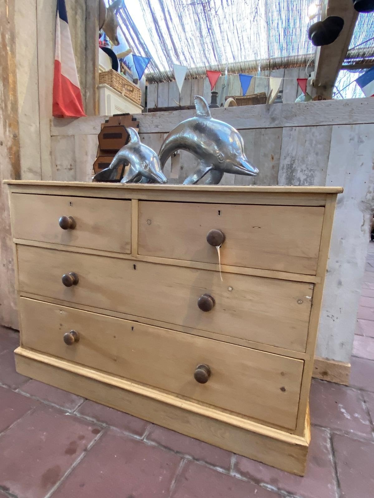 Oud grenen kast commode ladekast met marmer