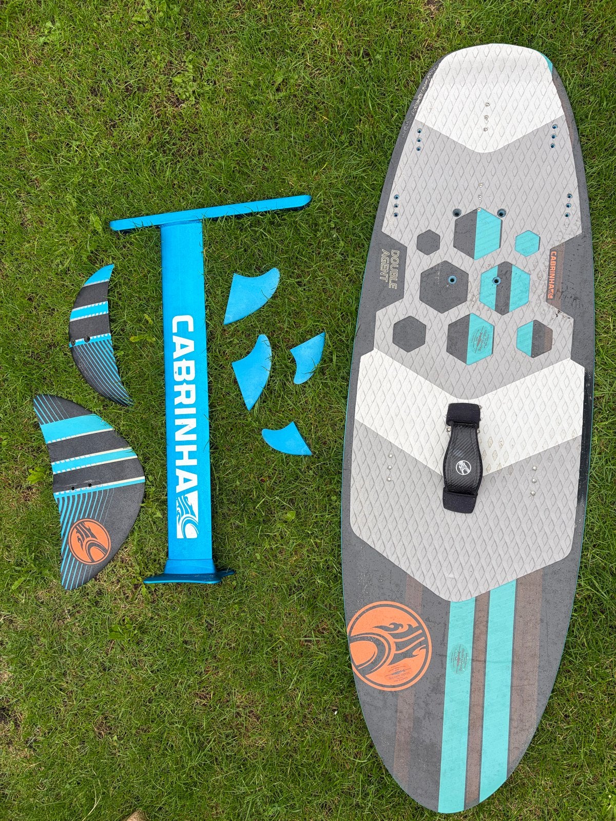 Cabrinha Double Agent Foilboard met Foil en vinnen, Watersport en Boten, Ophalen, Gebruikt
