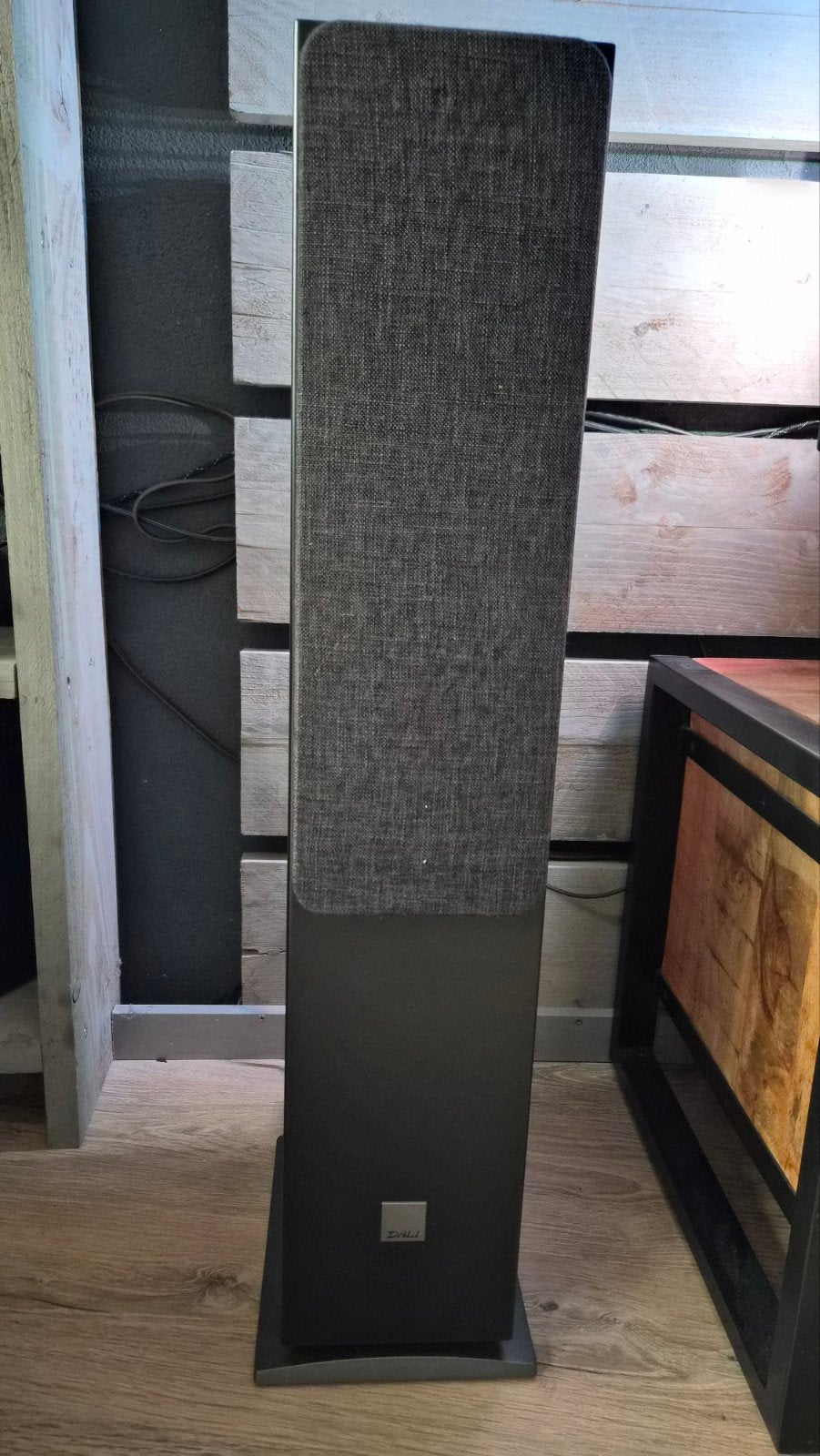 Dali Oberon 5 Vloerstaande Luidspreker en Vocal!, Audio, Tv en Foto, Luidsprekers, Ophalen, Vloerstaande luidspreker, Basreflex