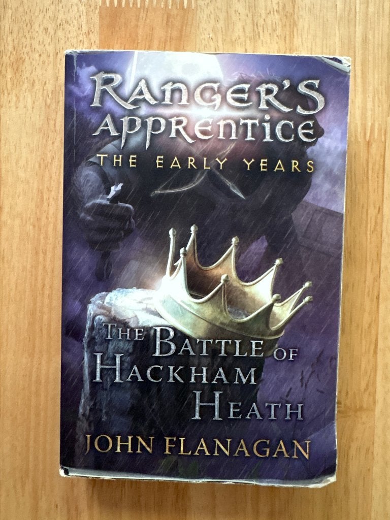 Ranger's Apprentice The Battle of Hackham Heath, Boeken, Ophalen of Verzenden, Gelezen, John Flanagan