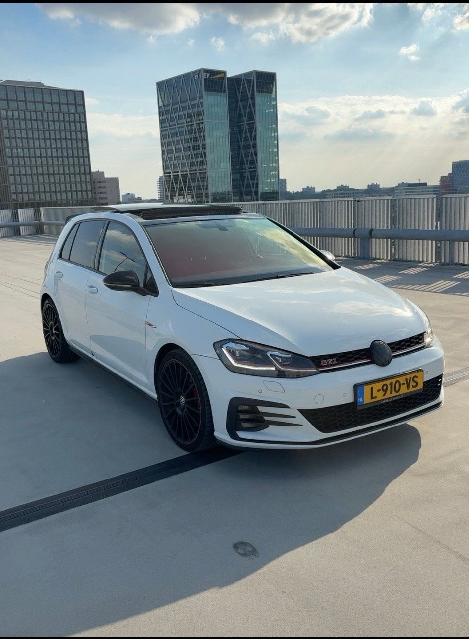 Golf 7.5 GTI Performance 245PK DSG | 2019 | Pano | Stage 1, 1345 kg, 4 cilinders, 1984 cc, Wit