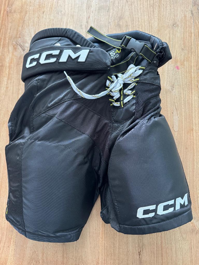 CCM IJshockeybroek Senior Small, Sport en Fitness, IJshockey, Ophalen of Verzenden, Zo goed als nieuw, Kleding