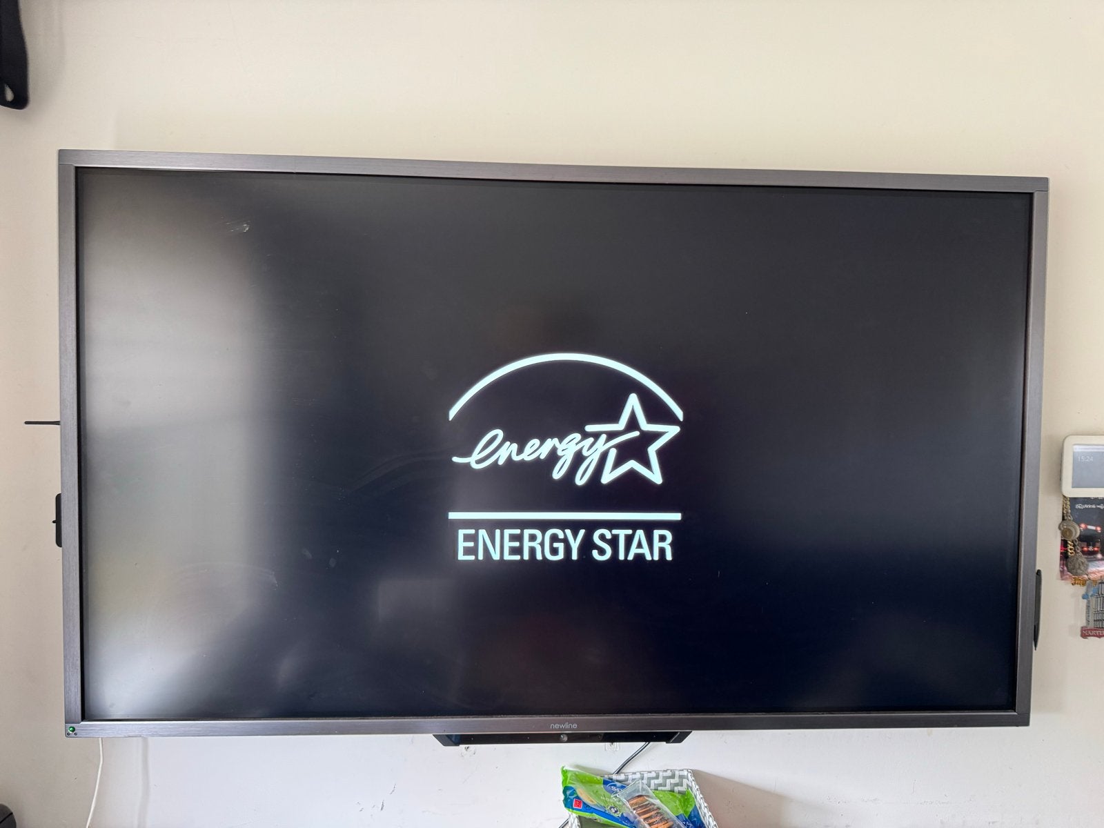 Newline Mira 75 inch UHD, Ophalen, Zo goed als nieuw