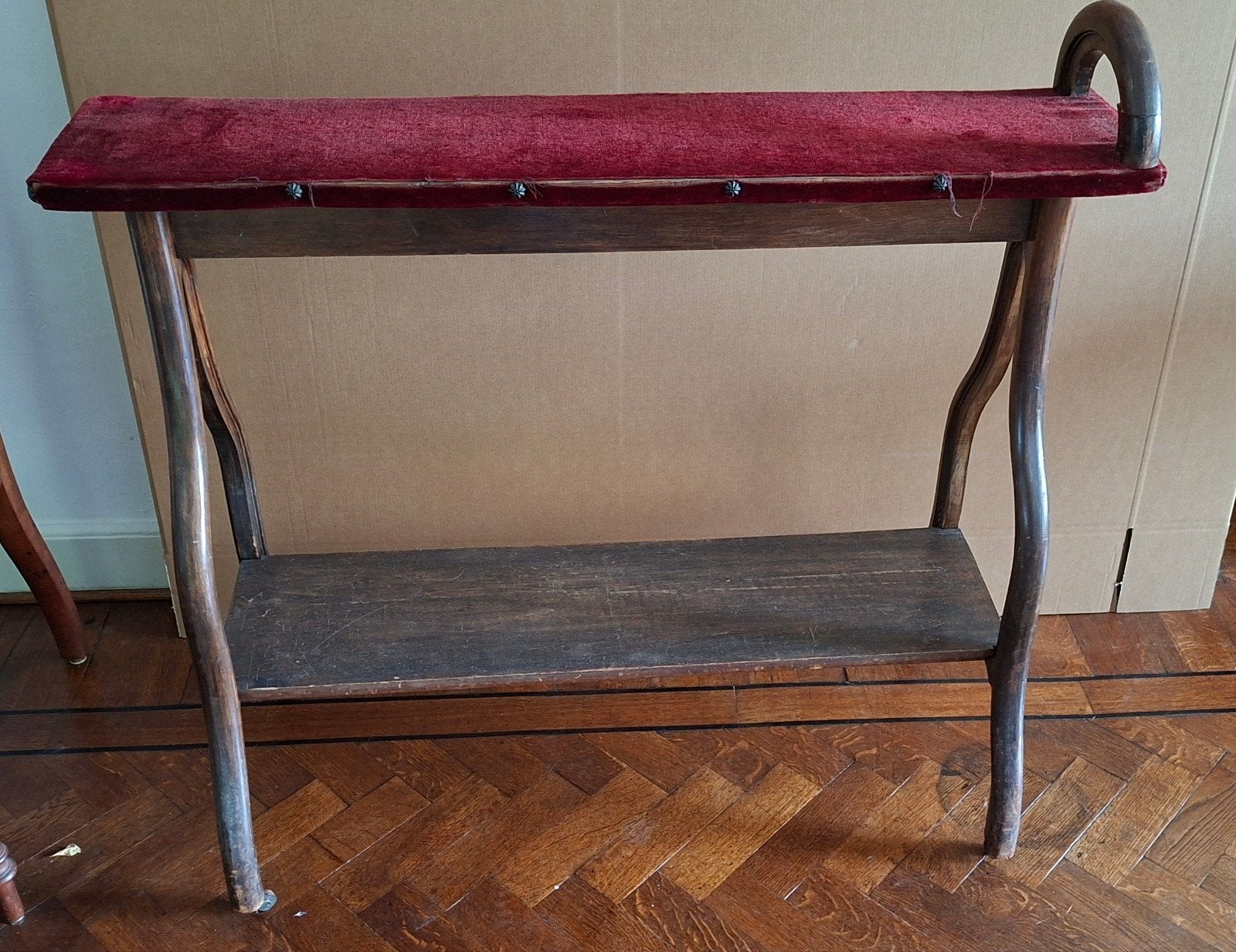 Oude coupeuse tafel/kledingstandaard, Ophalen, Gebruikt, 100 tot 150 cm, 25 tot 50 cm