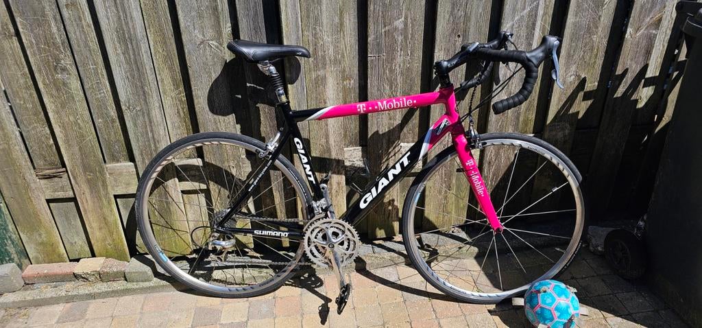 Giant T-Mobile racefiets - Zo goed als nieuw, Fietsen en Brommers, Fietsen | Racefietsen, Ophalen of Verzenden