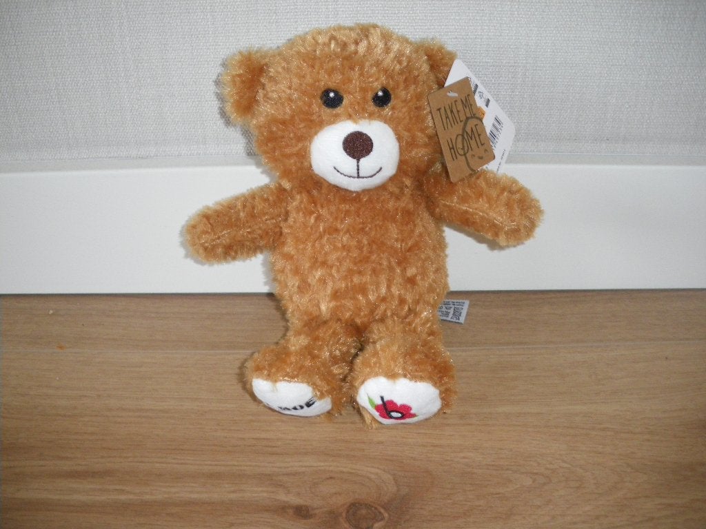 nieuw heel leuk klein knuffel beertje, Ophalen of Verzenden, Nieuw
