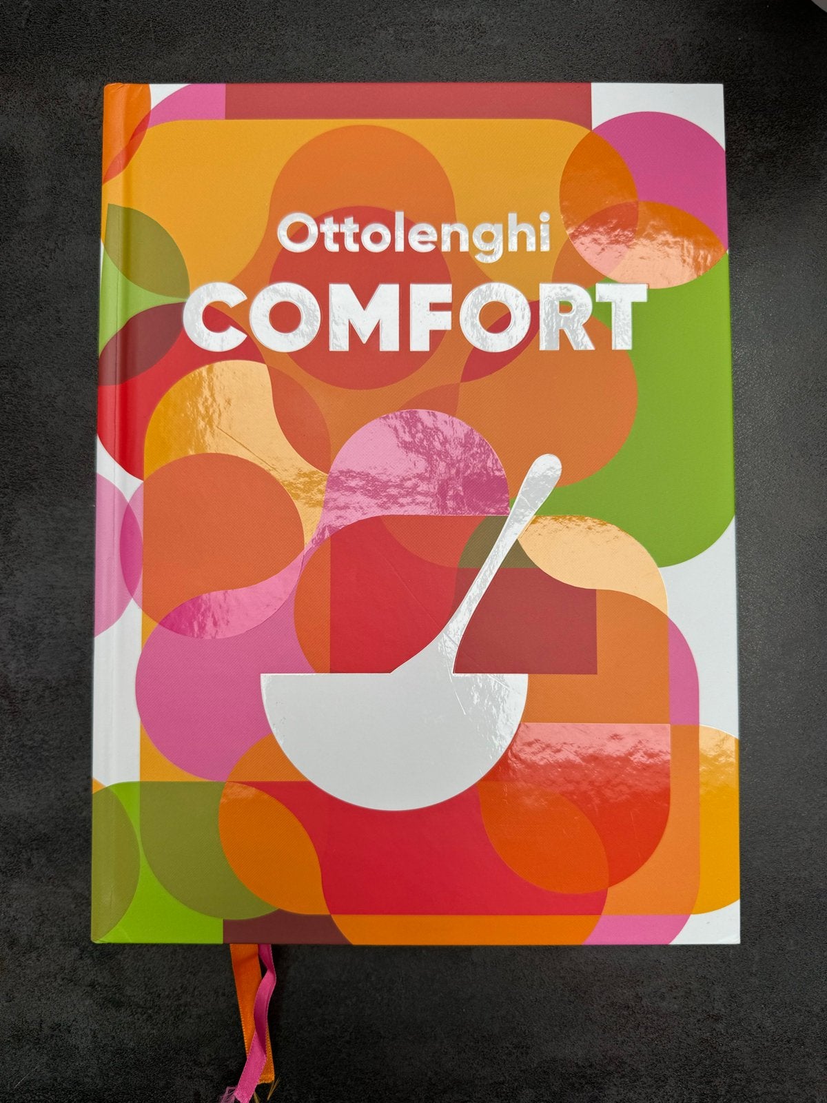 Ottolenghi Comfort Kookboek - Wereldwijd Comfortfood, Ophalen of Verzenden, Zo goed als nieuw