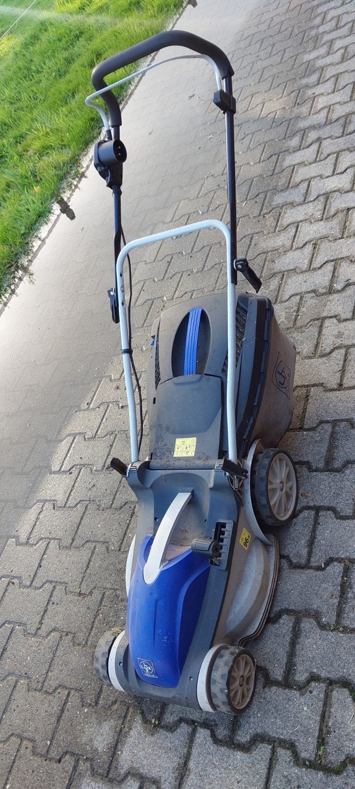 Elektrische Grasmaaier Lux 370mm - Krachtig en Compact, Tuin en Terras, Ophalen, Gebruikt, Elektrische grasmaaier, Lux