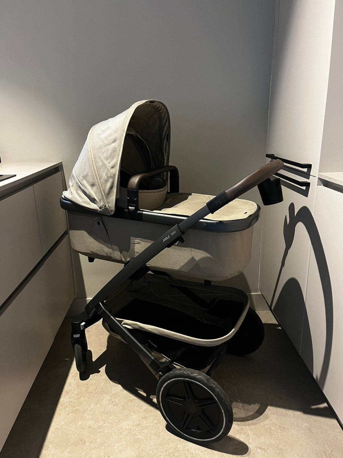 Joolz geo 3 kinderwagen, Kinderen en Baby's, Kinderwagens en Combinaties, Gebruikt, Verstelbare duwstang, Ophalen, Kinderwagen