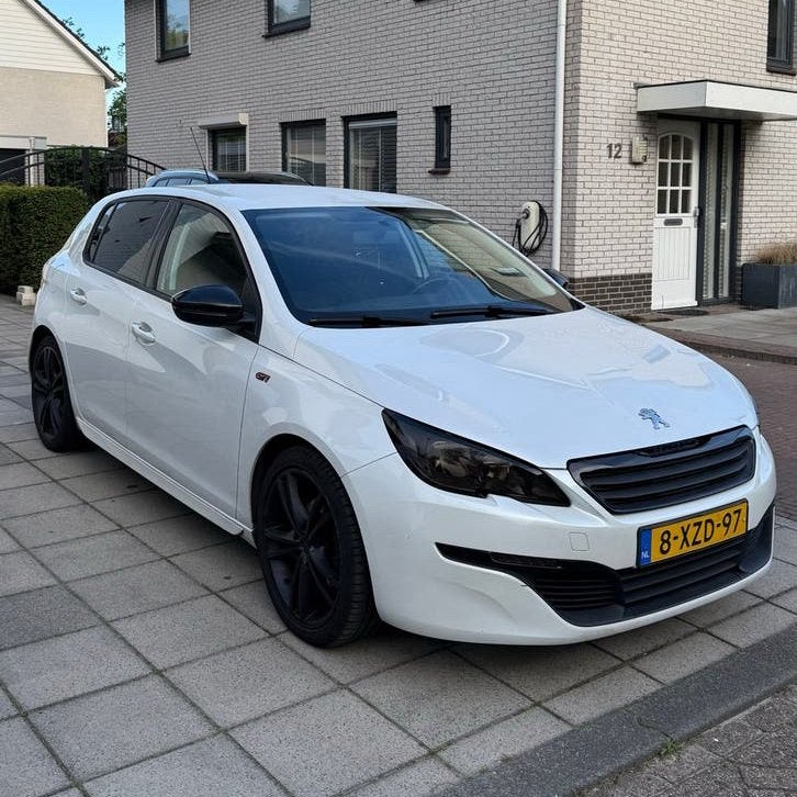Peugeot 308 1.6E-HDI (GTI Look) nieuwe APK, Auto's, Peugeot, Voorwielaandrijving, 1160 kg, 4 cilinders, Wit