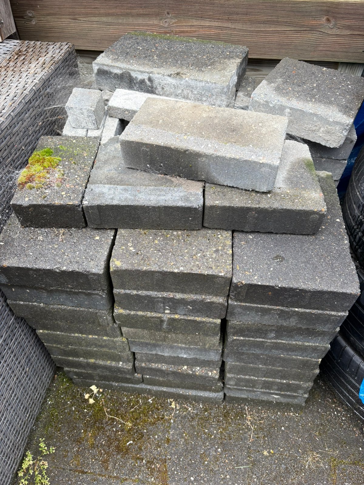 Gratis af te halen Antraciet tegels, verschillende maten!, Tuin en Terras, Tegels en Klinkers, Ophalen, Gebruikt, Beton, Terrastegels