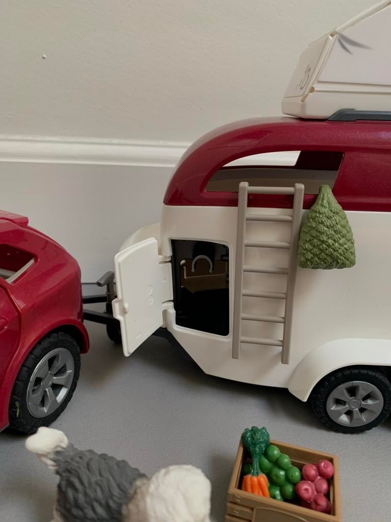 Schleich trailer met paarden en auto, Ophalen of Verzenden, Gebruikt
