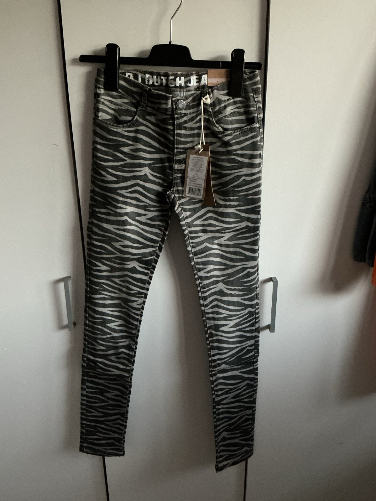 DJ Dutch Jeans Zebra Print Broek Maat 158-13 Jaar, Ophalen of Verzenden, Nieuw, Jongen of Meisje, Broek