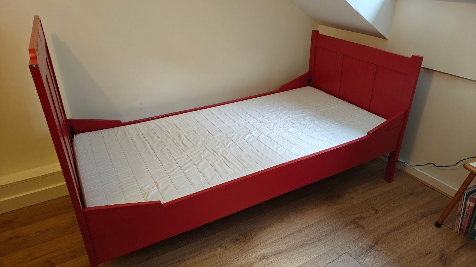 Houten bed met matras, Ophalen, Gebruikt, 90 cm, Eenpersoons