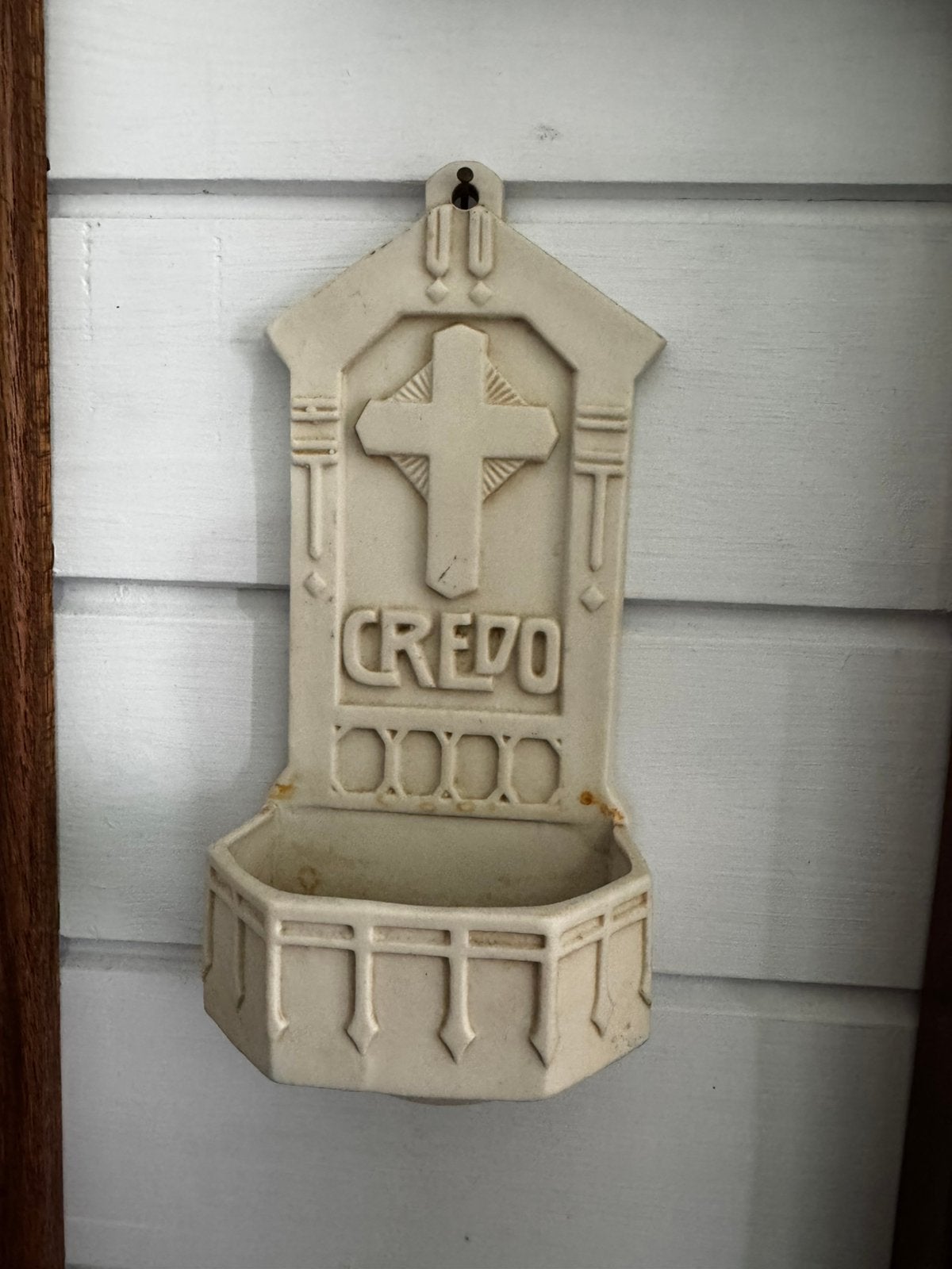 Antiek/Vintage Wijwaterbakje “CREDO” – Katholiek, Antiek en Kunst, Antiek | Religie, Verzenden