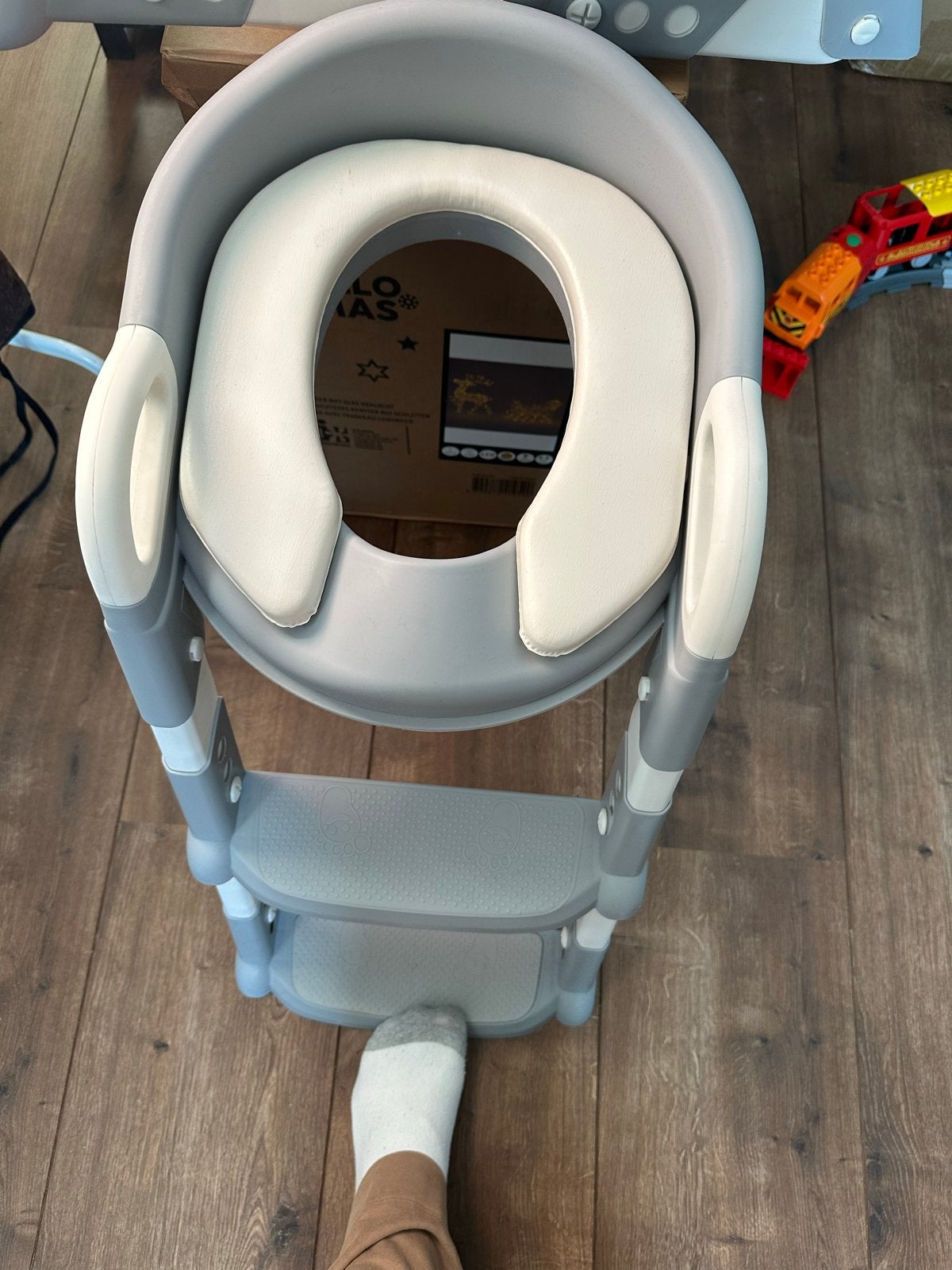 4 Toilet trapjes (3x grijs, 1x groen), Ophalen of Verzenden, Zo goed als nieuw