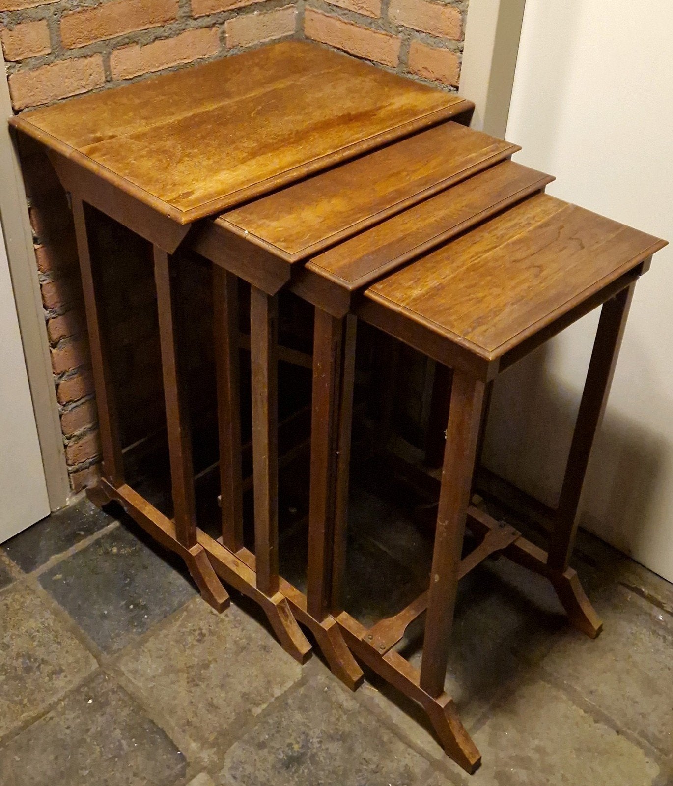 bijzettafeltjes 4 stuks, Ophalen