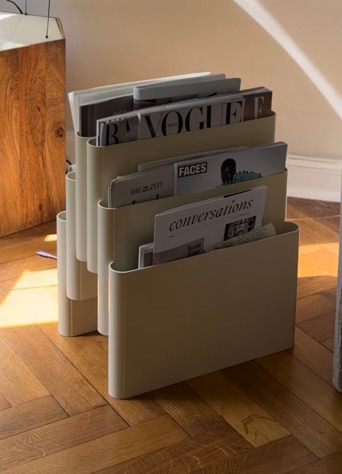 GEZOCHT: KARTELL lectuurbak 4675, Ophalen of Verzenden, Gebruikt