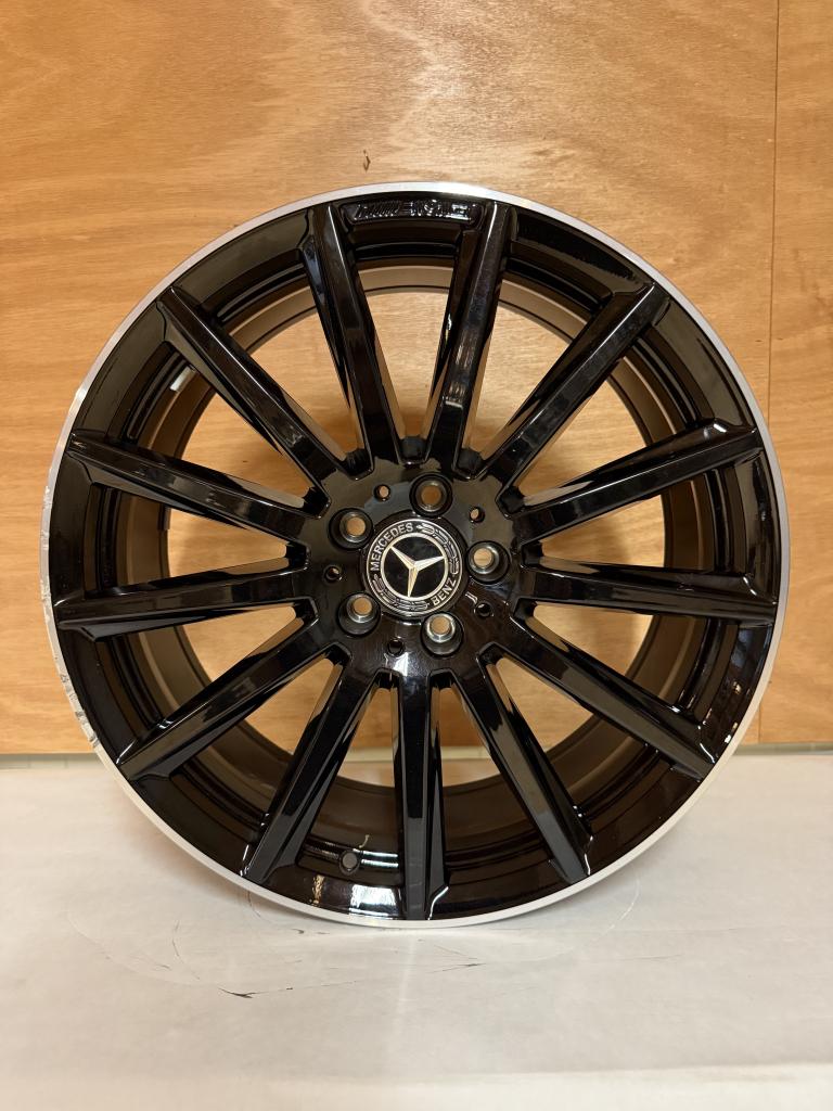 Origineel 20” Mercedes AMG GLA GLB w247 h247 a2474011600, Auto-onderdelen, Banden en Velgen, Niet ingevuld, Gebruikt, Velg(en)