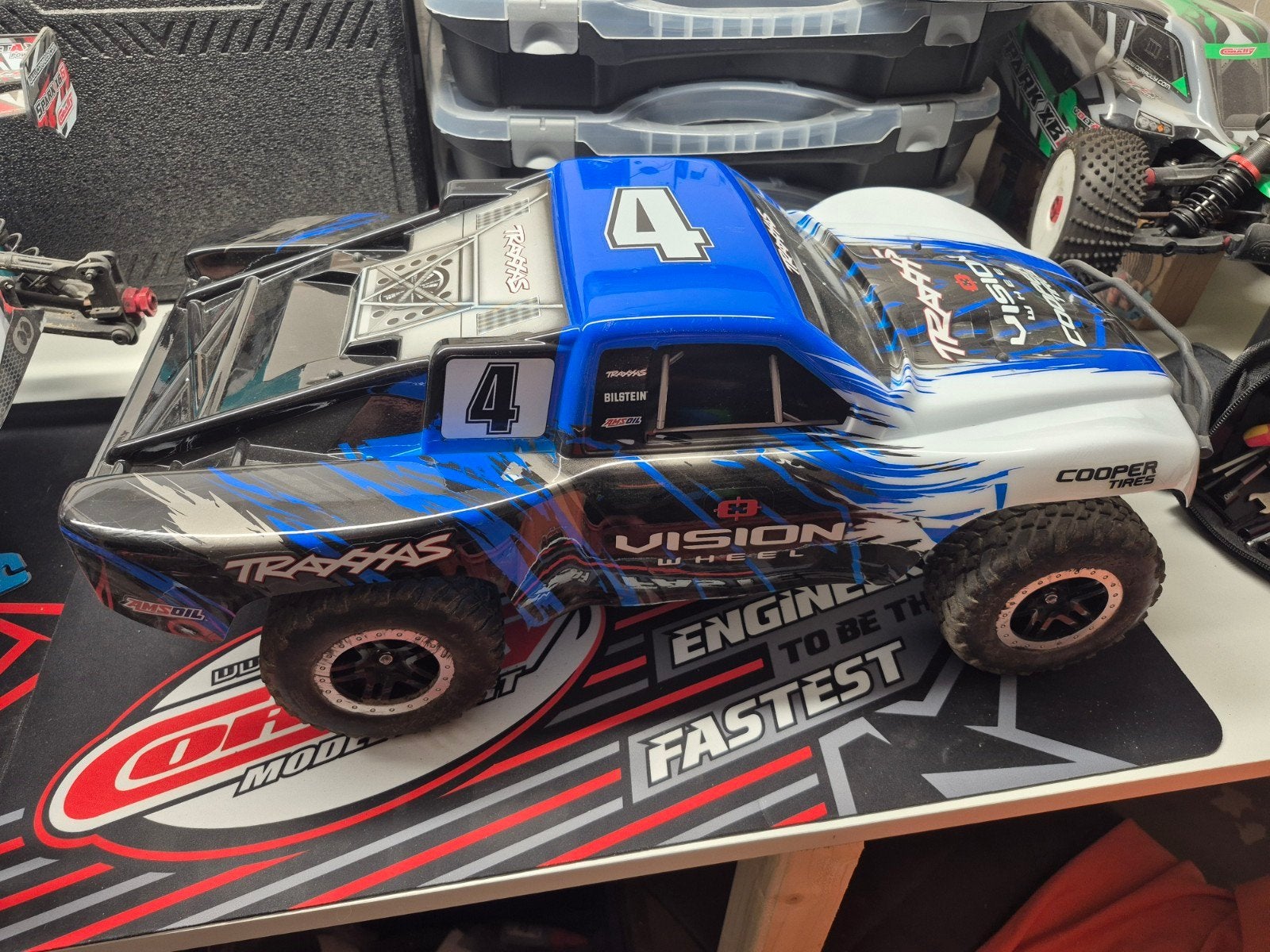 traxxas slash vision 4wd vxl, Ophalen of Verzenden, Zo goed als nieuw