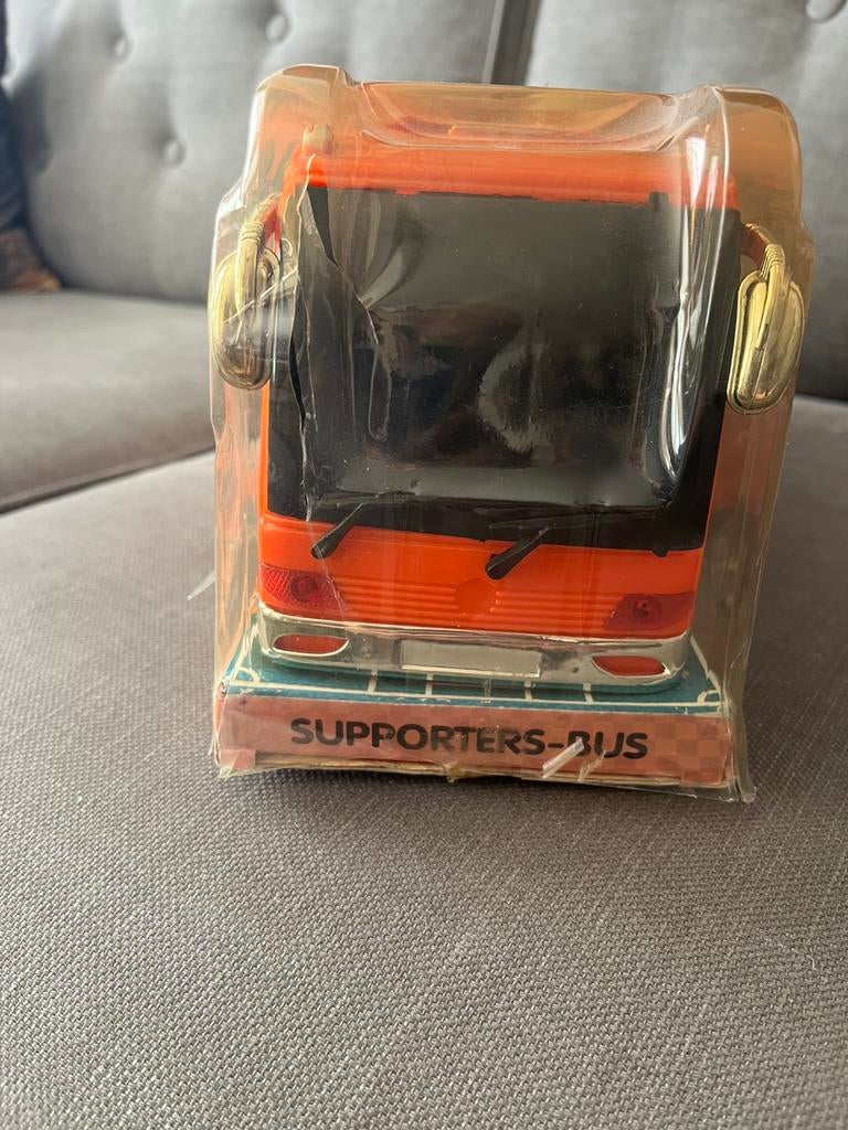 Oranje spelersbus van plastic, Ophalen of Verzenden, Nieuw, Buitenlandse clubs