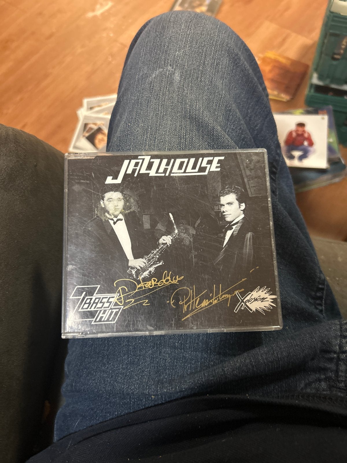 Jazzhouse - Bass Hit CD (Gesigneerd), Ophalen of Verzenden, Gebruikt, Gesigneerd