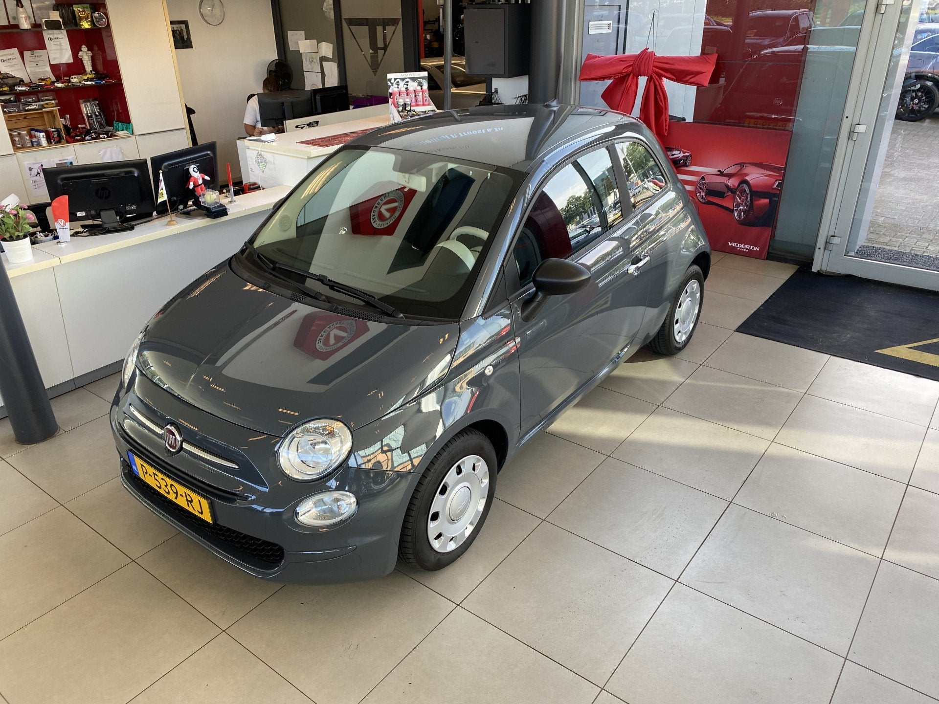 Fiat 500 1.0 Hybrid! Cult,Airco,Cruisecontrol,BleutoothBoord, 12 maanden, Stof, Euro 6, 4 stoelen