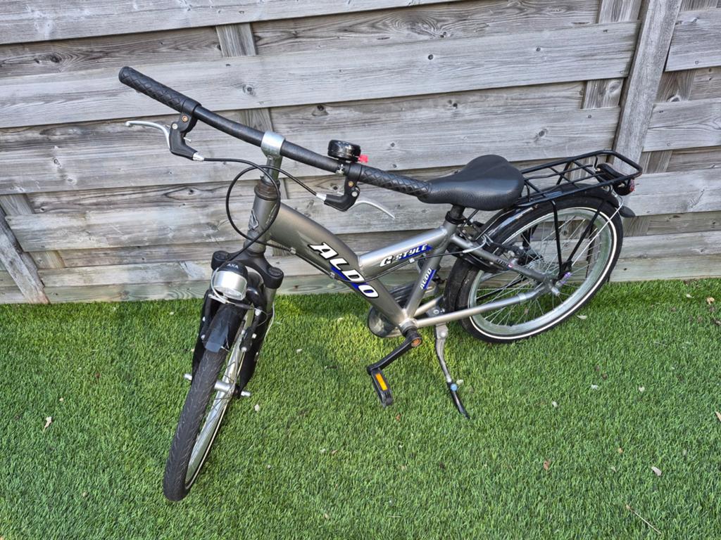 Aldo G Style jongensfiets 20 inch (6-8 jaar) - Prima staat, Overige merken, Ophalen of Verzenden, Zo goed als nieuw, Terugtraprem