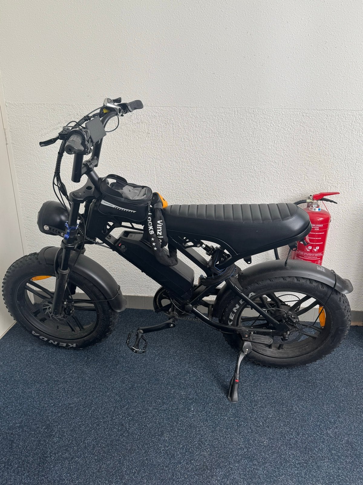 Fatbike E-bike v20 - 1 maant gebruikt! - nieuwe accu!, Zo goed als nieuw, 51 tot 55 cm, 30 tot 50 km per accu, Ophalen