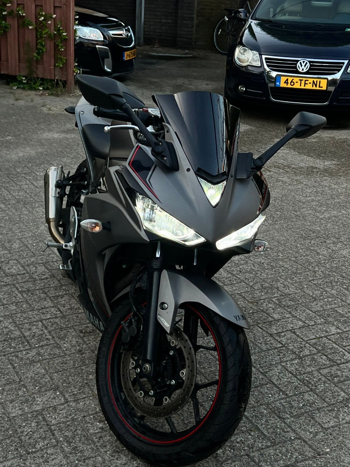Yamaha YZF-R3 ABS | LED | Nieuwe banden | Arrow Pro Race, 320 cc, 2 cilinders, Minimaal motorrijbewijs A2, Handgeschakeld