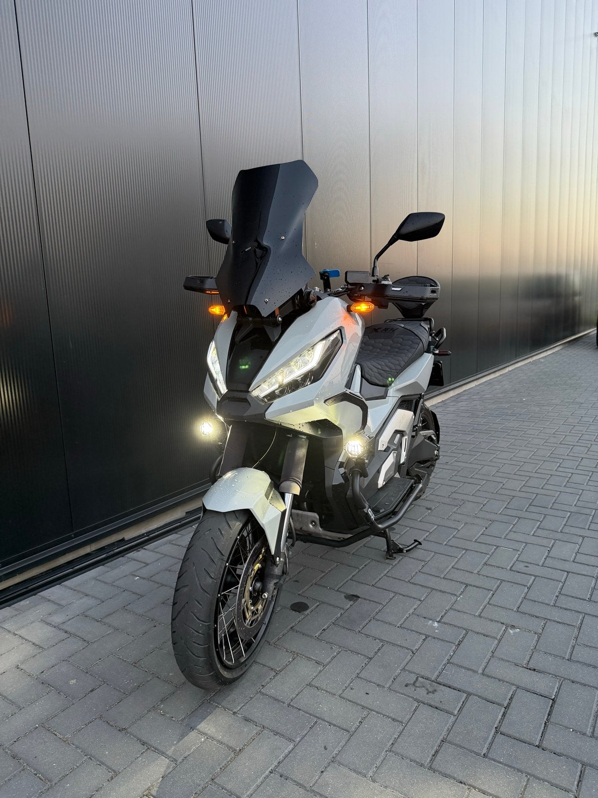 Honda X-ADV 750 - Avontuurlijke motor met Akrapovic, Gebruikt, Particulier, Meer dan 35 kW, Minimaal motorrijbewijs A2
