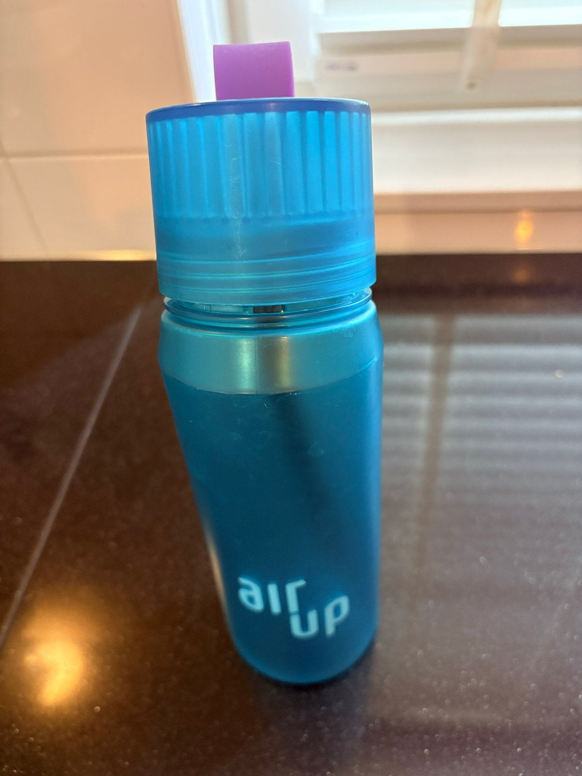 Air Up drinkfles - Blauw - 650ml, Sport en Fitness, Ophalen, Zo goed als nieuw