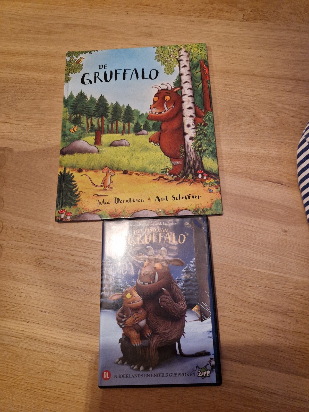 De Gruffalo boek en DVD het kind van de gruffalo, Fictie algemeen, Jongen of Meisje, Julia Donaldson & Axel Scheffler, Ophalen of Verzenden
