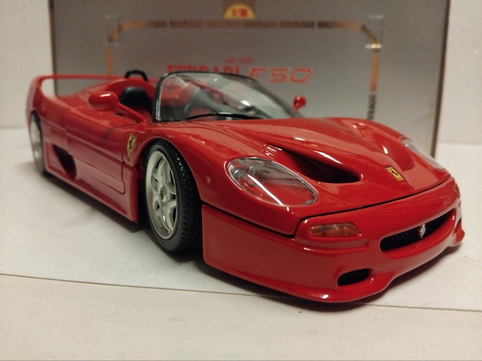 Ferrari F50 Spyder rood 1995 Bburago metal 1:18 KRD, Ophalen of Verzenden, Zo goed als nieuw, Auto, Overige merken