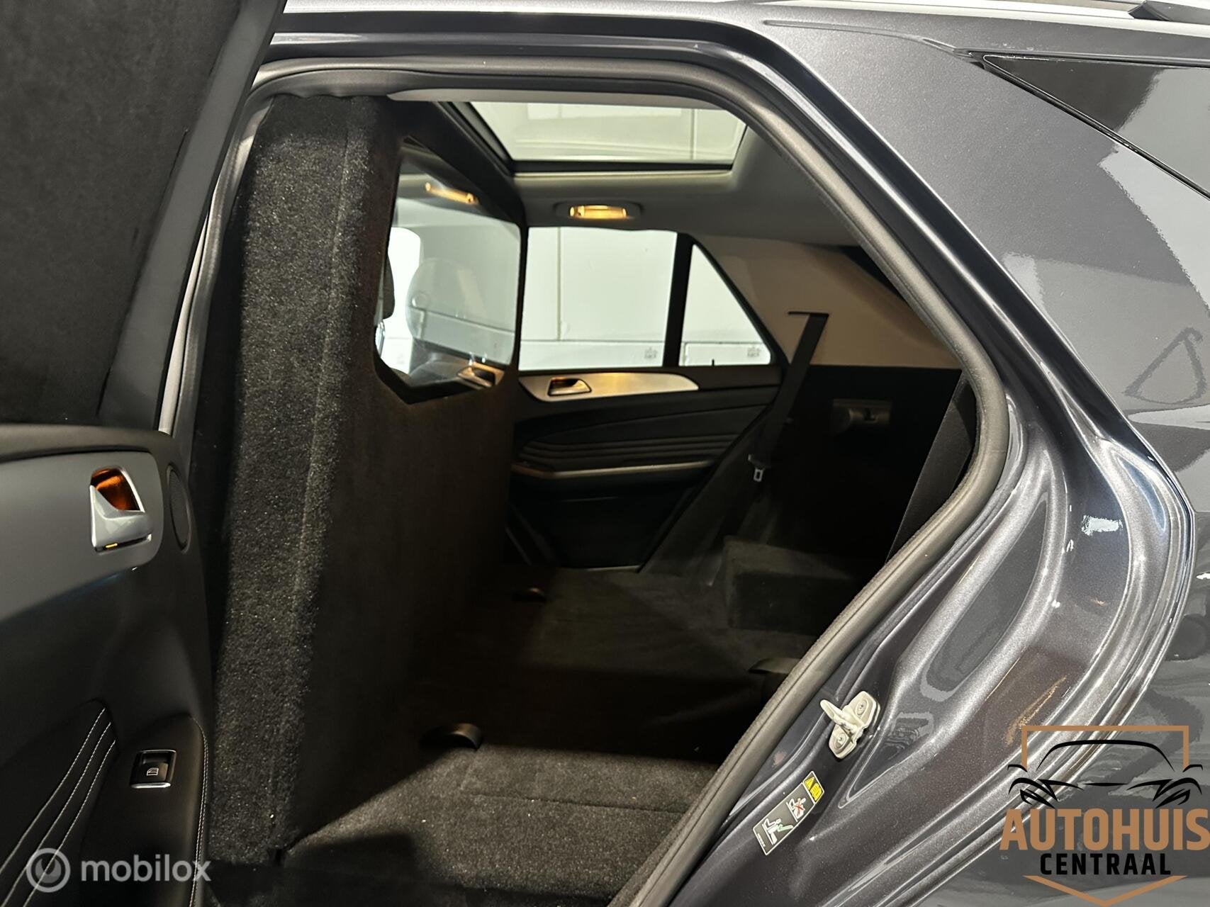 Foto 10 van Mercedes M-klasse 350 BlueTEC 4-Matic*NwAPK*