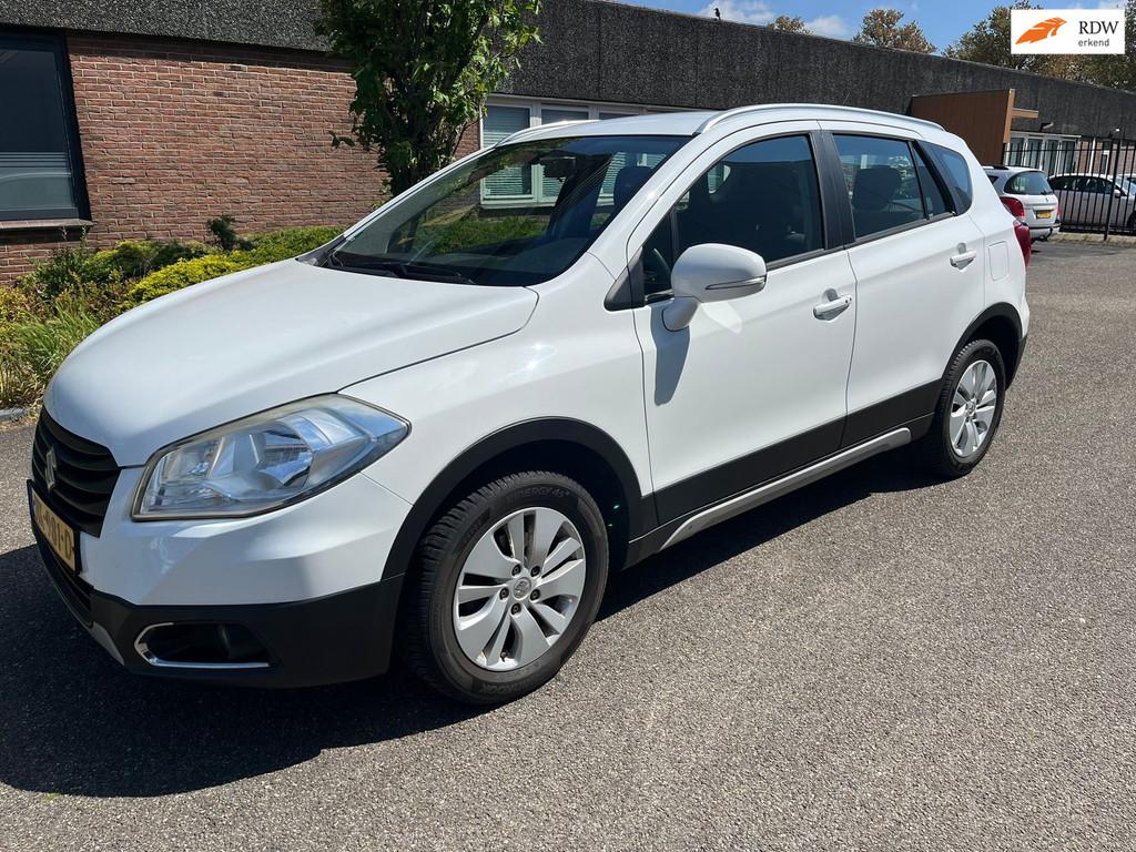 Suzuki SX4 S-Cross 1.6 Comfort Stoelv. Trekhaak Airco Dealer, Voorwielaandrijving, Stof, Gebruikt, 4 cilinders