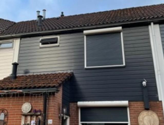 Schoonmaker gezocht, Ophalen