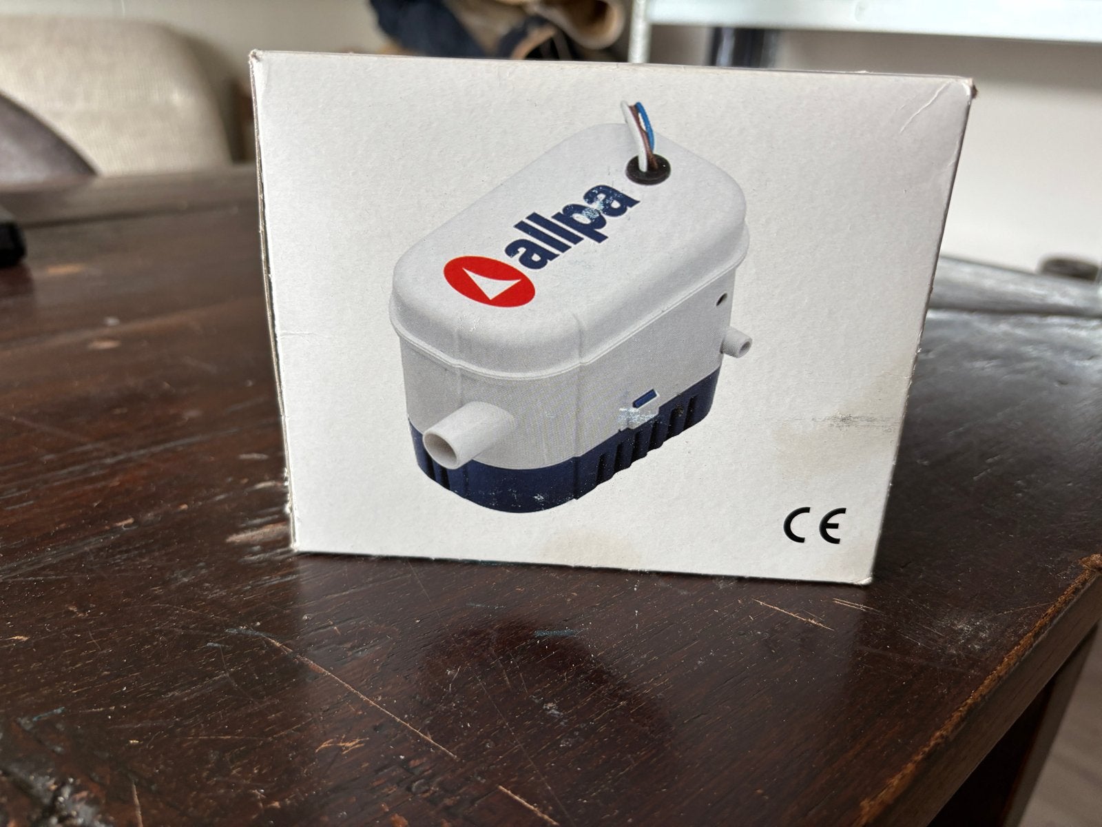 Automatische Bilgepomp Allpa - Nieuw in doos, Watersport en Boten, Accessoires en Onderhoud, Ophalen of Verzenden, Nieuw, Motor en Techniek