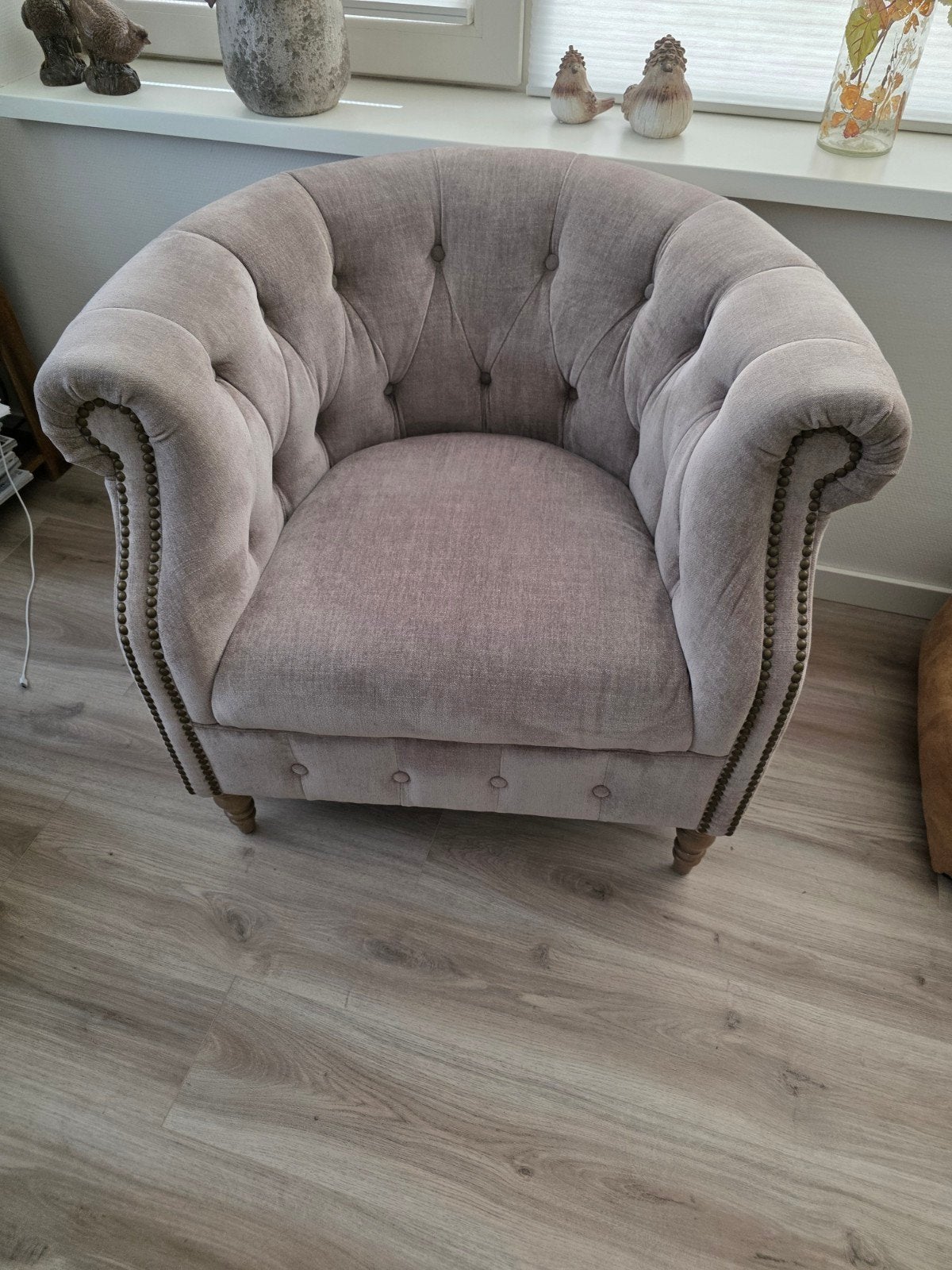 Stijlvolle fauteuil - chesterfield beige, Ophalen, Klassiek, Elegant, Chesterfield-stijl, 75 tot 100 cm, Zo goed als nieuw