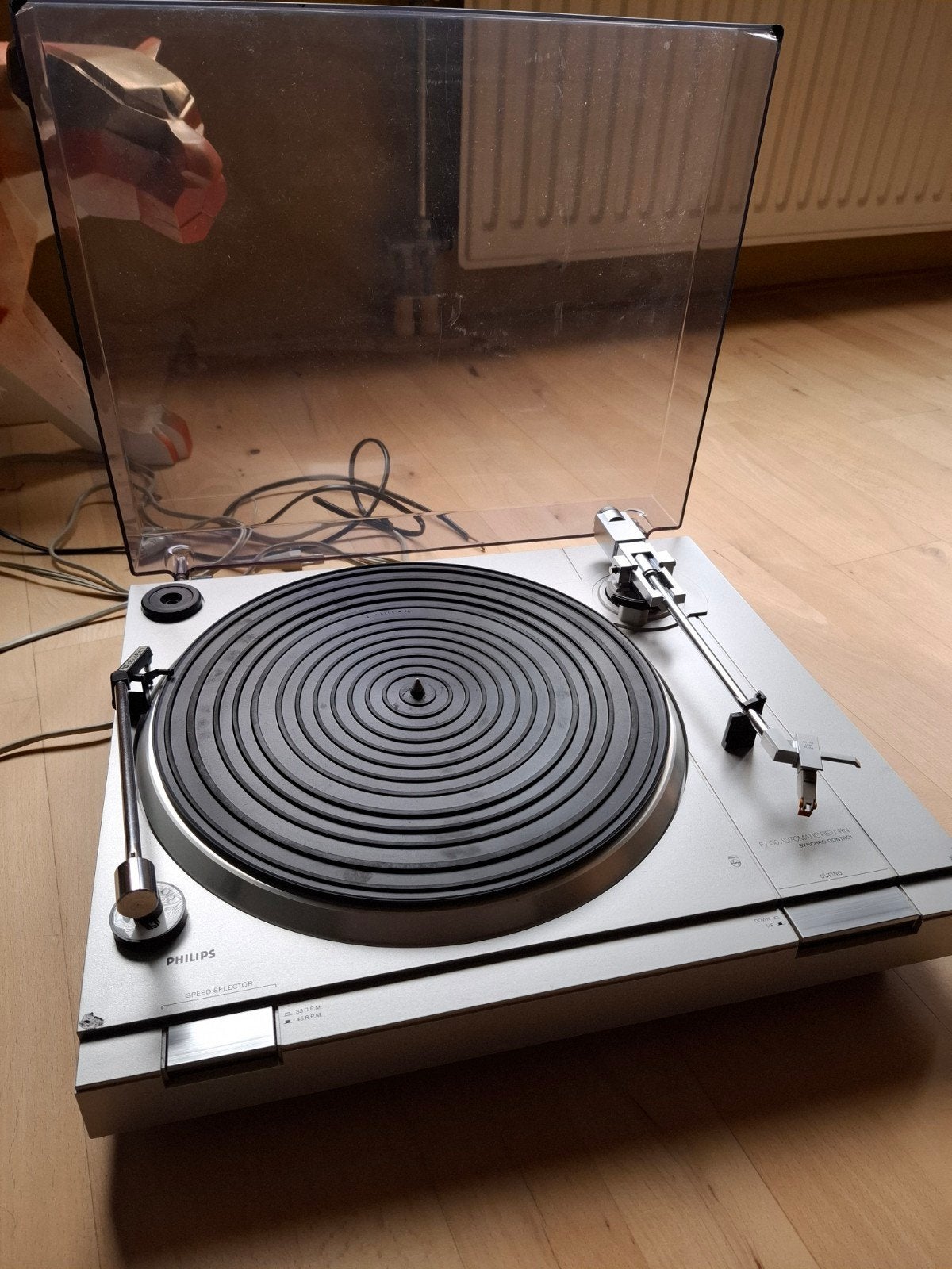 Philips F7130 Platenspeler met Schoonmaakarm + Phono Amp, Ophalen, Philips, Gebruikt, Automatisch